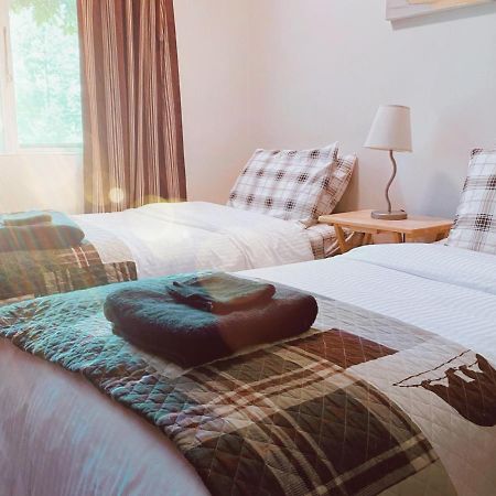 The Messy Owl Inn & Eco Haven Likely Dış mekan fotoğraf
