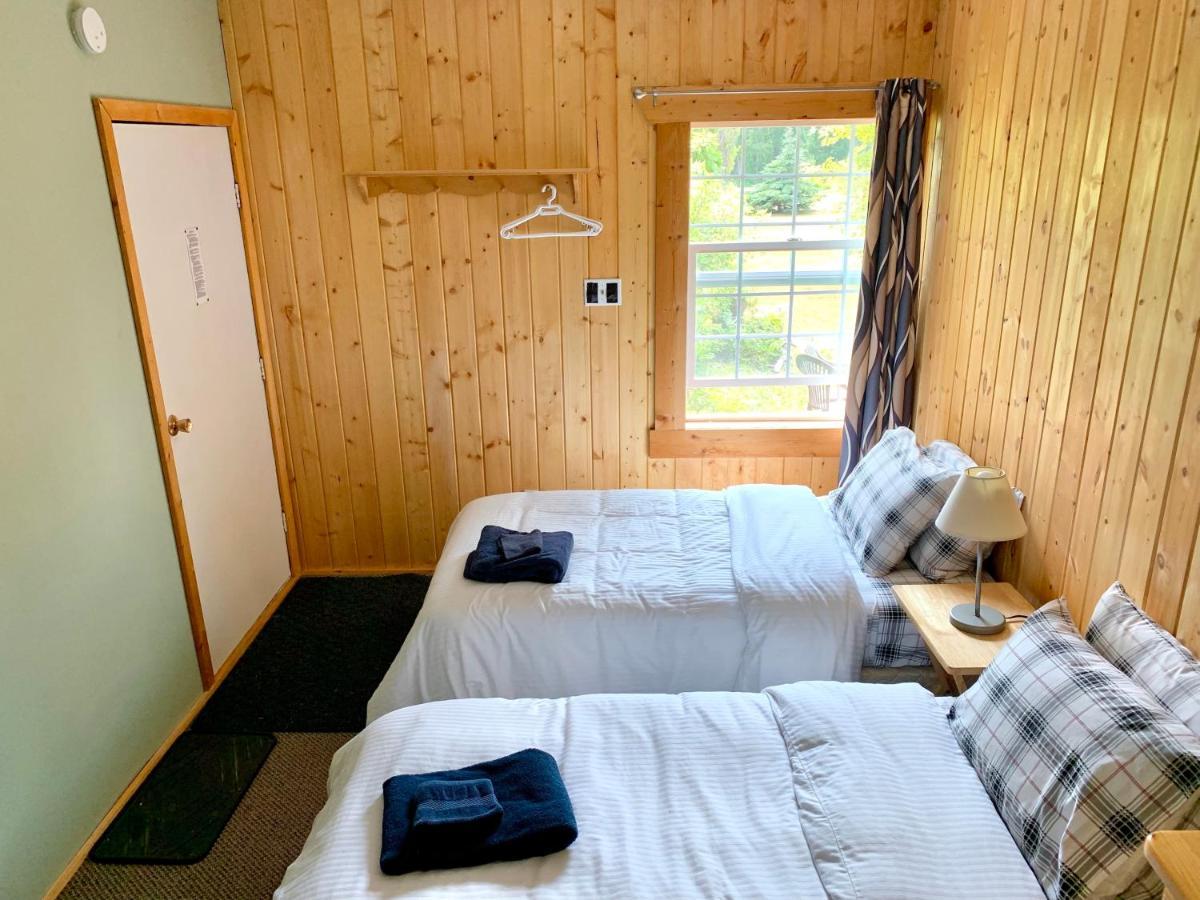 The Messy Owl Inn & Eco Haven Likely Dış mekan fotoğraf